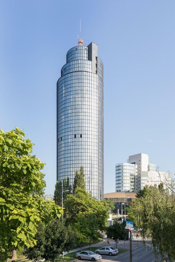 Spacious 2Bdr Apartment - Free Parking 자그레브 외부 사진